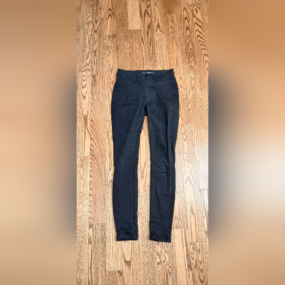Classic Black Women's Jeans